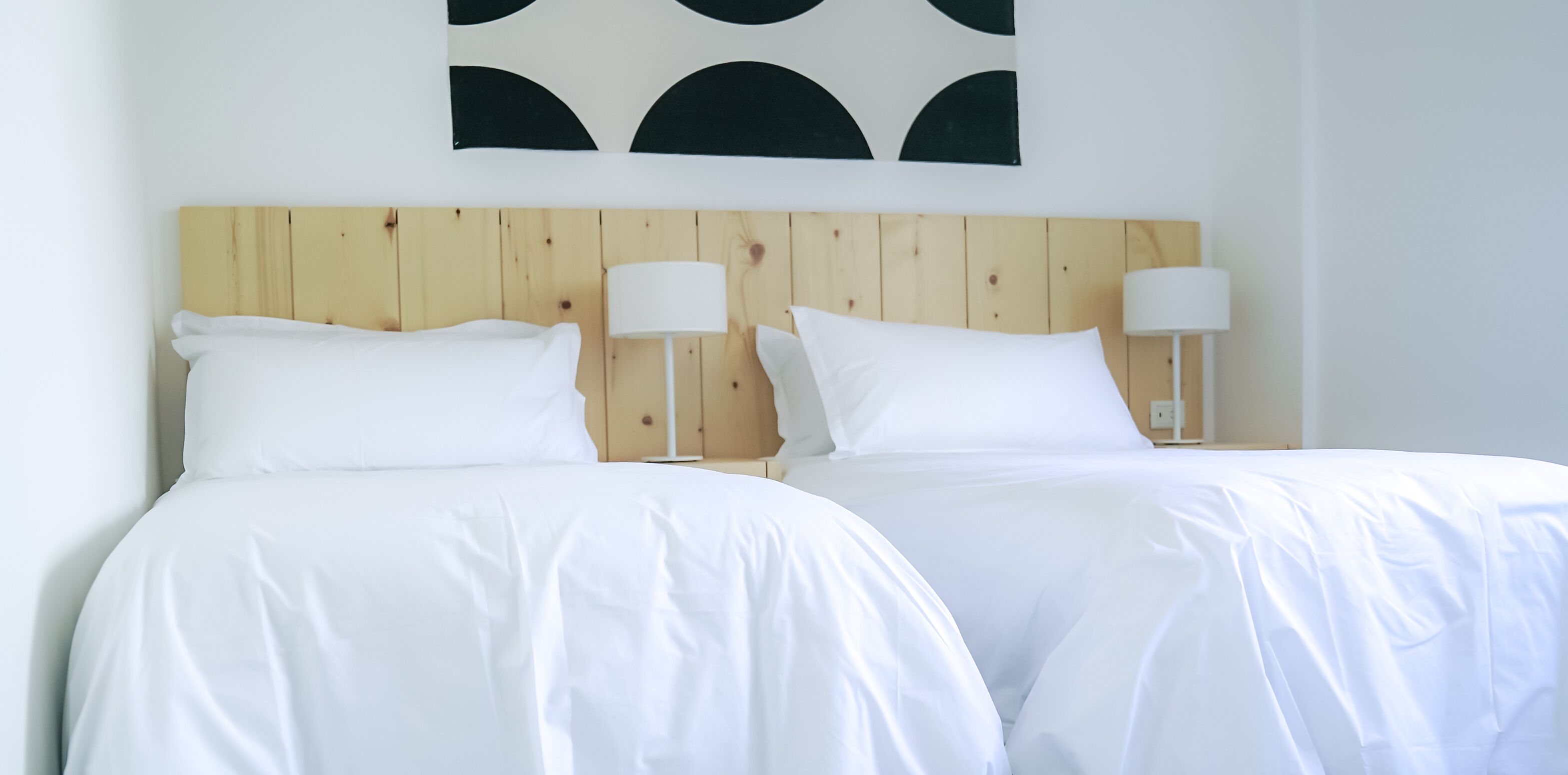 2 bedrooms, egyptian cotton sheets, premium bedding, down duvets