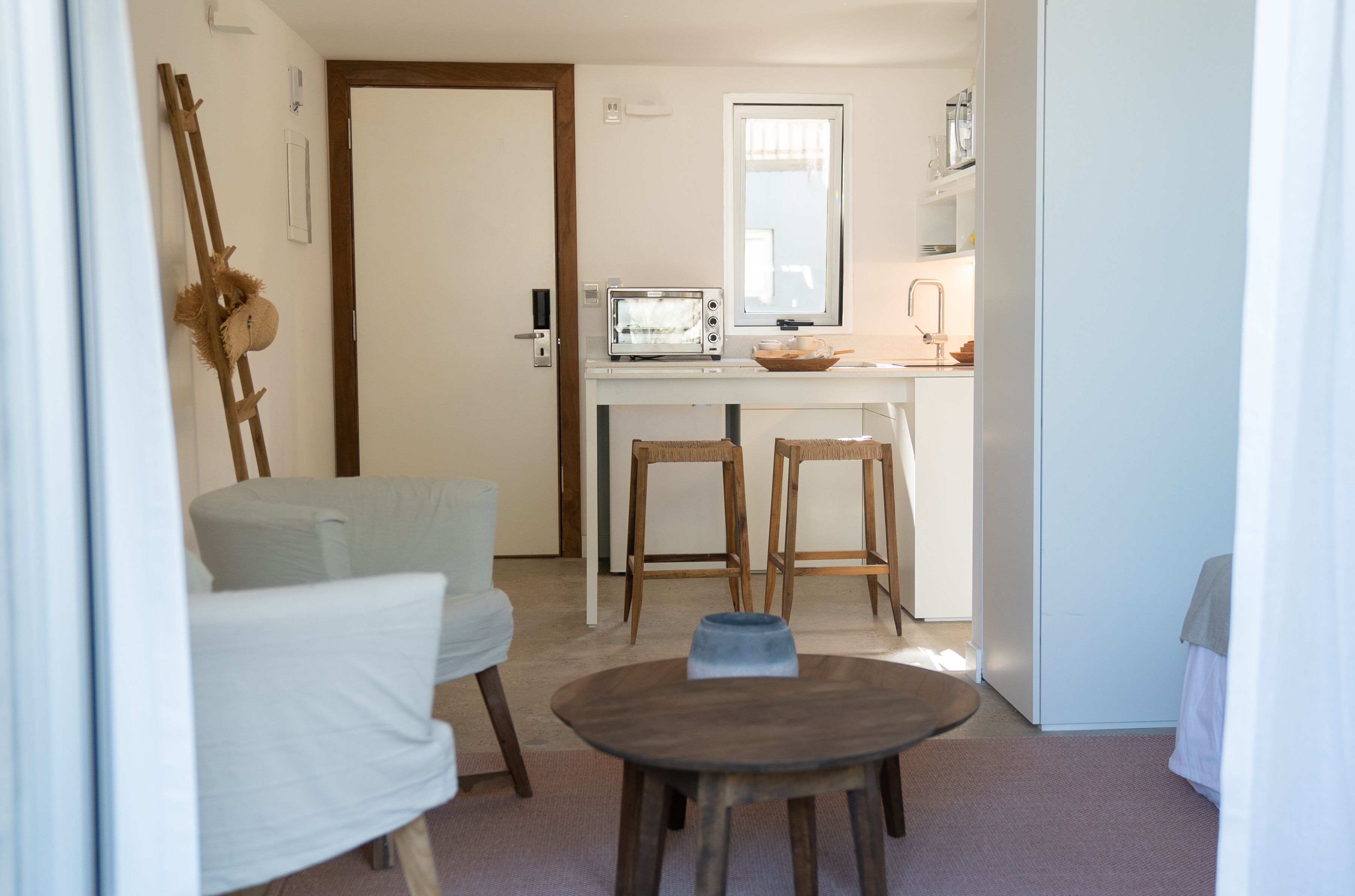 exclusive studio | 2 bedrooms, egyptian cotton sheets, premium bedding, down duvets