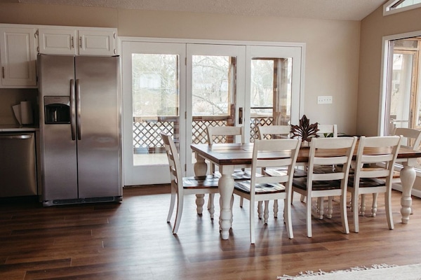 Table and chairs for 8