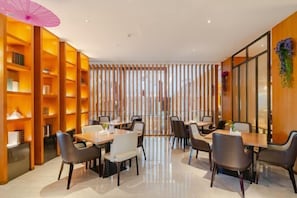 Restaurant - Ruixiang Hotel (Fushun)