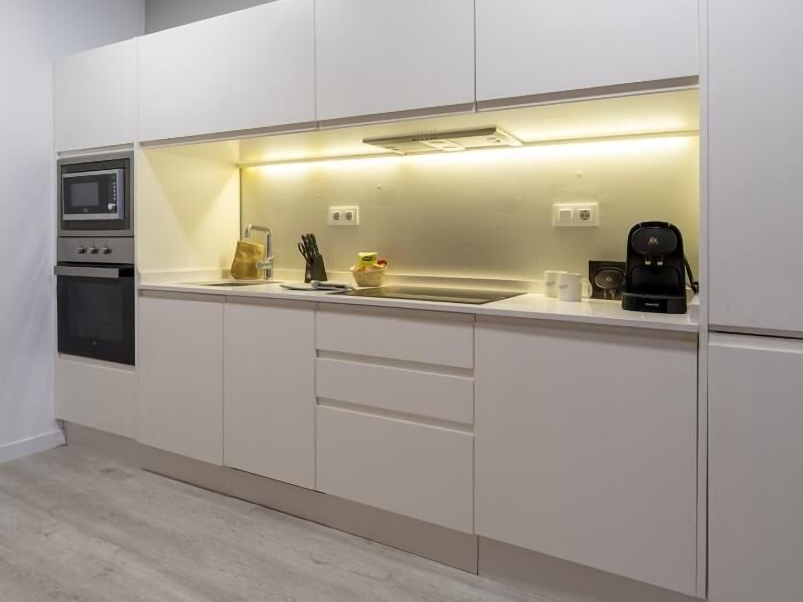 Fridge, microwave, oven, dishwasher