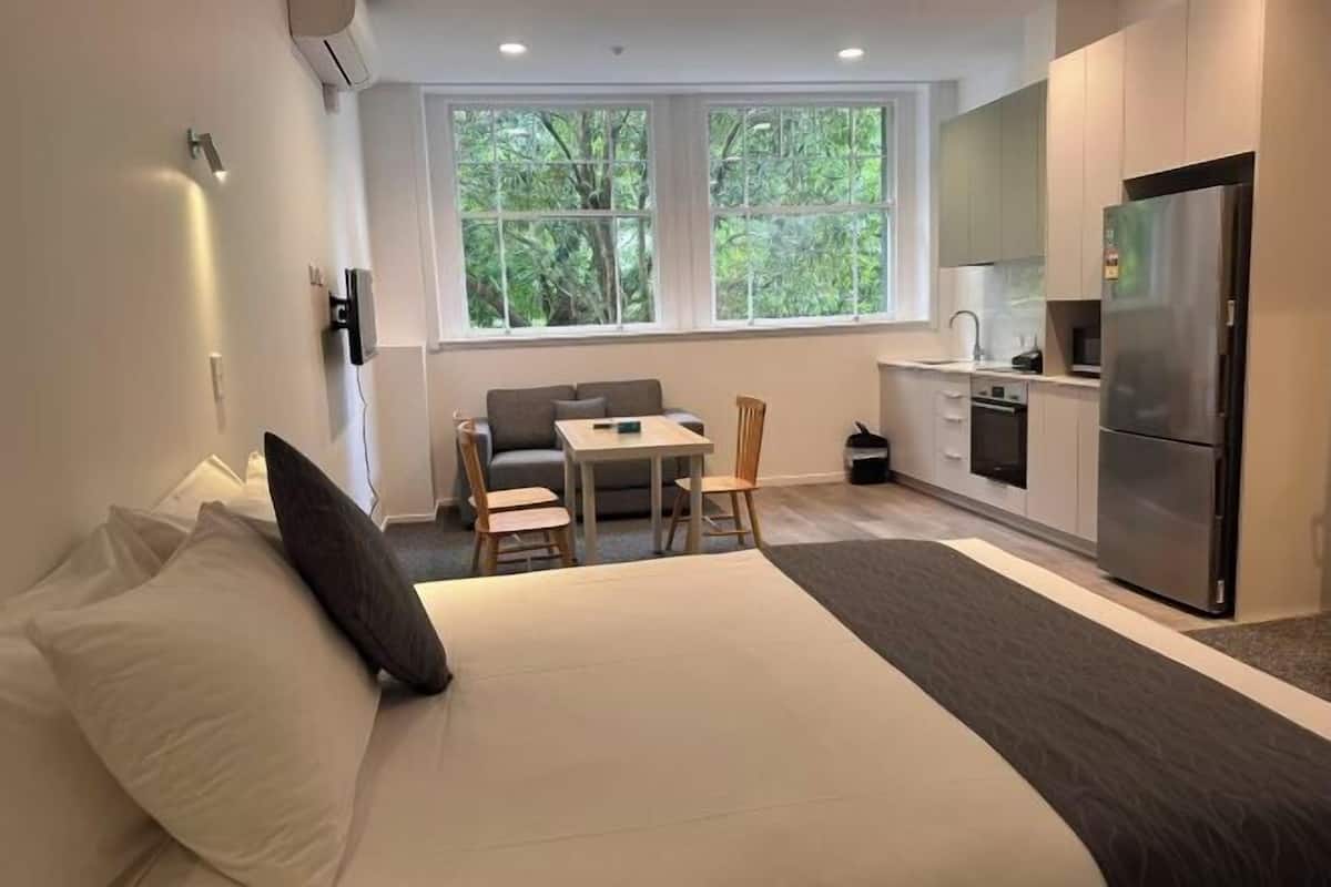 1 habitación, escritorio, insonorización y wifi gratis