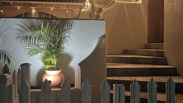 Enceinte de lâhĂ©bergement