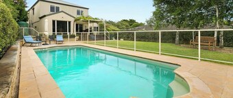 Boroondara Getaway 700m to Sorrento Shops 900m to Beach