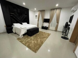 3 chambres, draps fournis