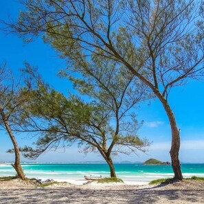 Beach nearby - Arraial do Cabo - Suite 204 – Subuai Village - Affordable Rental (RJ)