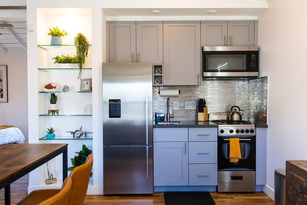 Fully equipped kitchen with stainless steel appliances