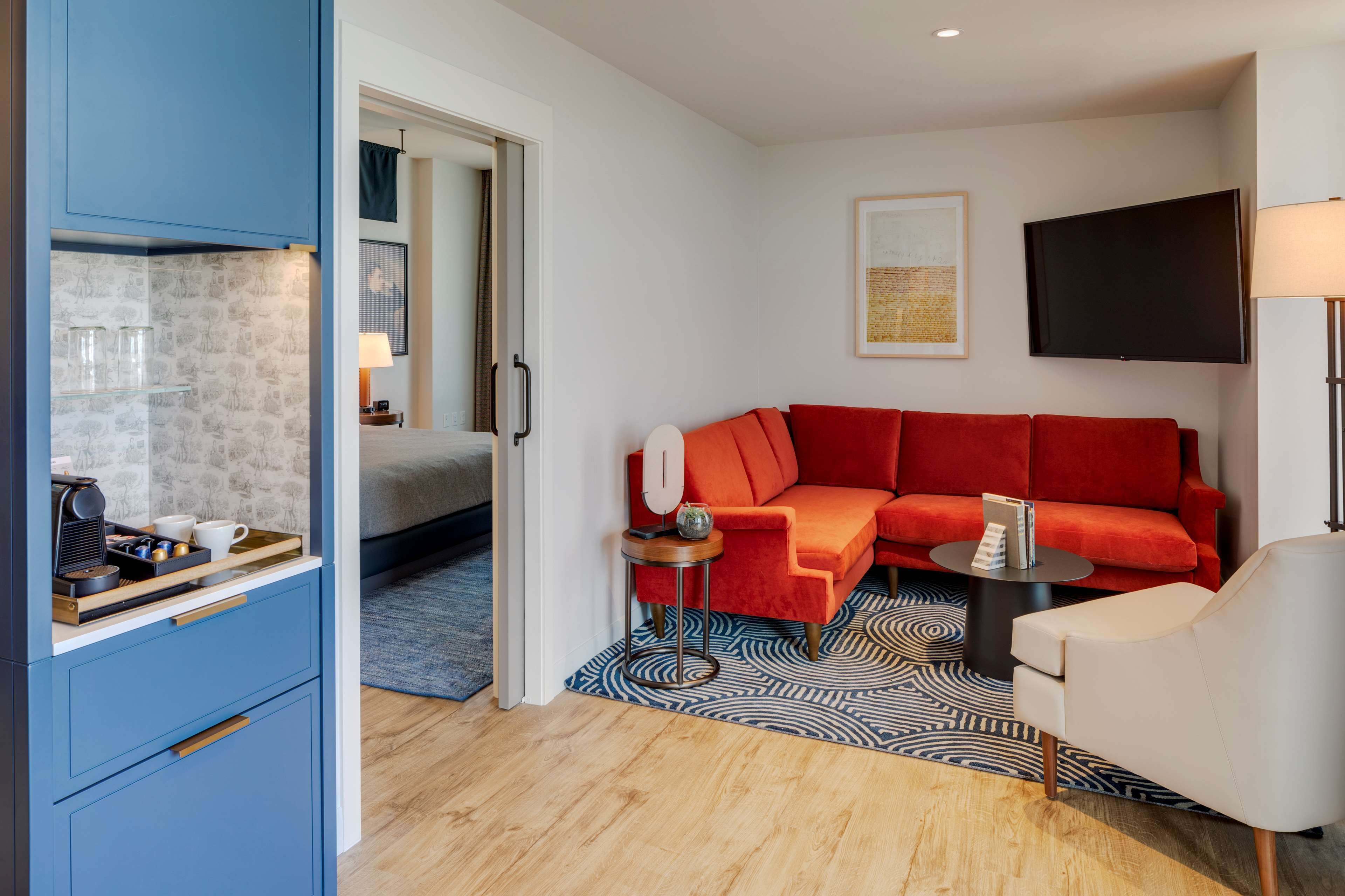 55-inch flat-screen tv with cable channels, tv, netflix