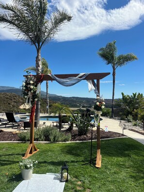 Outdoor pool - Custom Pool Home Surrounded by Wineries and a Quick 10min. Drive to Pechanga. (Temecula)