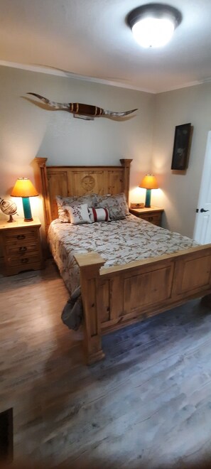 4 bedrooms, free WiFi, bed sheets