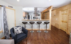 Interior - Pet Friendly, Hot Tub & More! - Big Oak Hideaway (Gatlinburg)