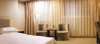Dehua Longhu Boyue Hotel