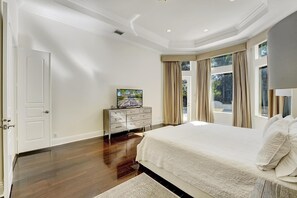 6 Schlafzimmer, Bügeleisen/Bügelbrett, WLAN, Bettwäsche