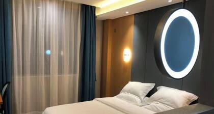 Nanchang 520 Youth Hotel (Mailu Campus Center store of University of Finance and Economics)