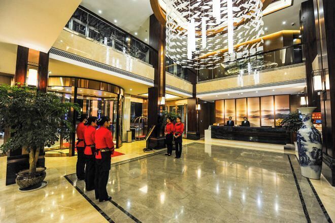 المنشأة من الداخل