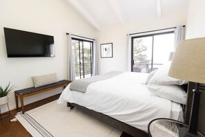 4 habitaciones, tabla de planchar con plancha y cuna de viaje 