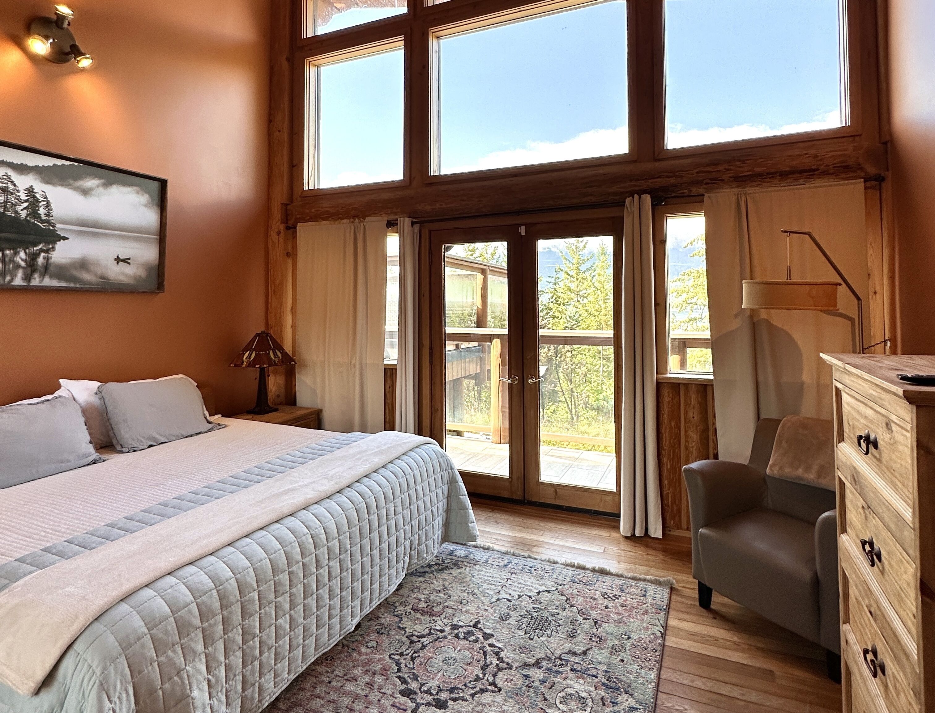 12 bedrooms, desk, iron/ironing board, free WiFi