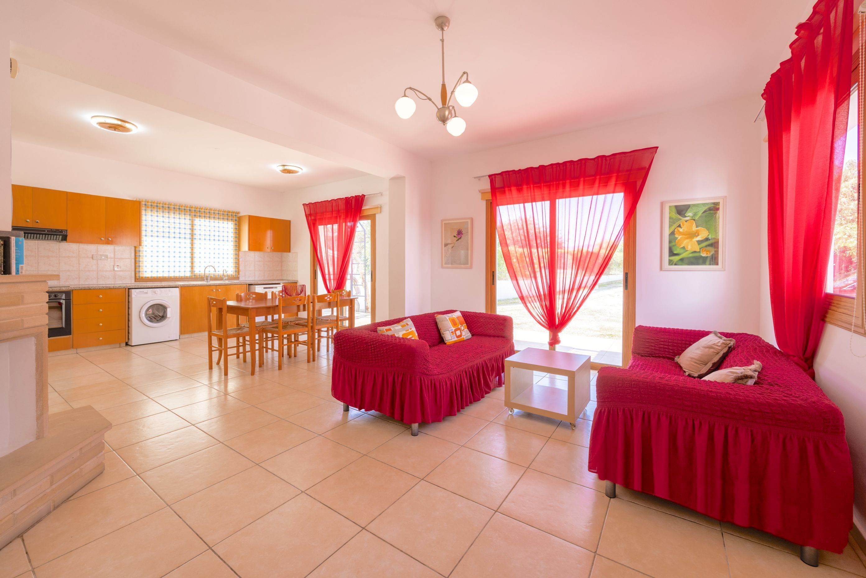 TV, DVD player, books, stereo