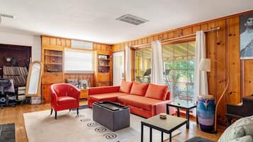 Smart TV, fireplace, computer monitors, printers
