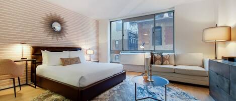 Bügeleisen/Bügelbrett, kostenloses WLAN, Bettwäsche