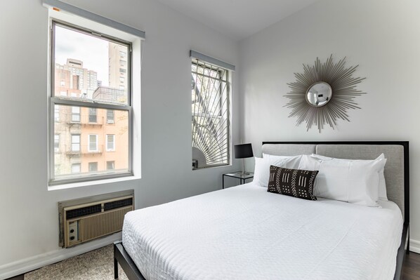 2 chambres, fer et planche à repasser, Wi-Fi gratuit, draps fournis