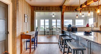 Maison Claudette: on the banks of the St. Lawrence River