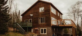 Lake Superior Views, Outdoor Pizza Oven, Big Deck, Spacious, Patio Dome
