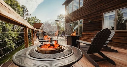 Lake View, Outdoor Pizza Oven, Fireplace