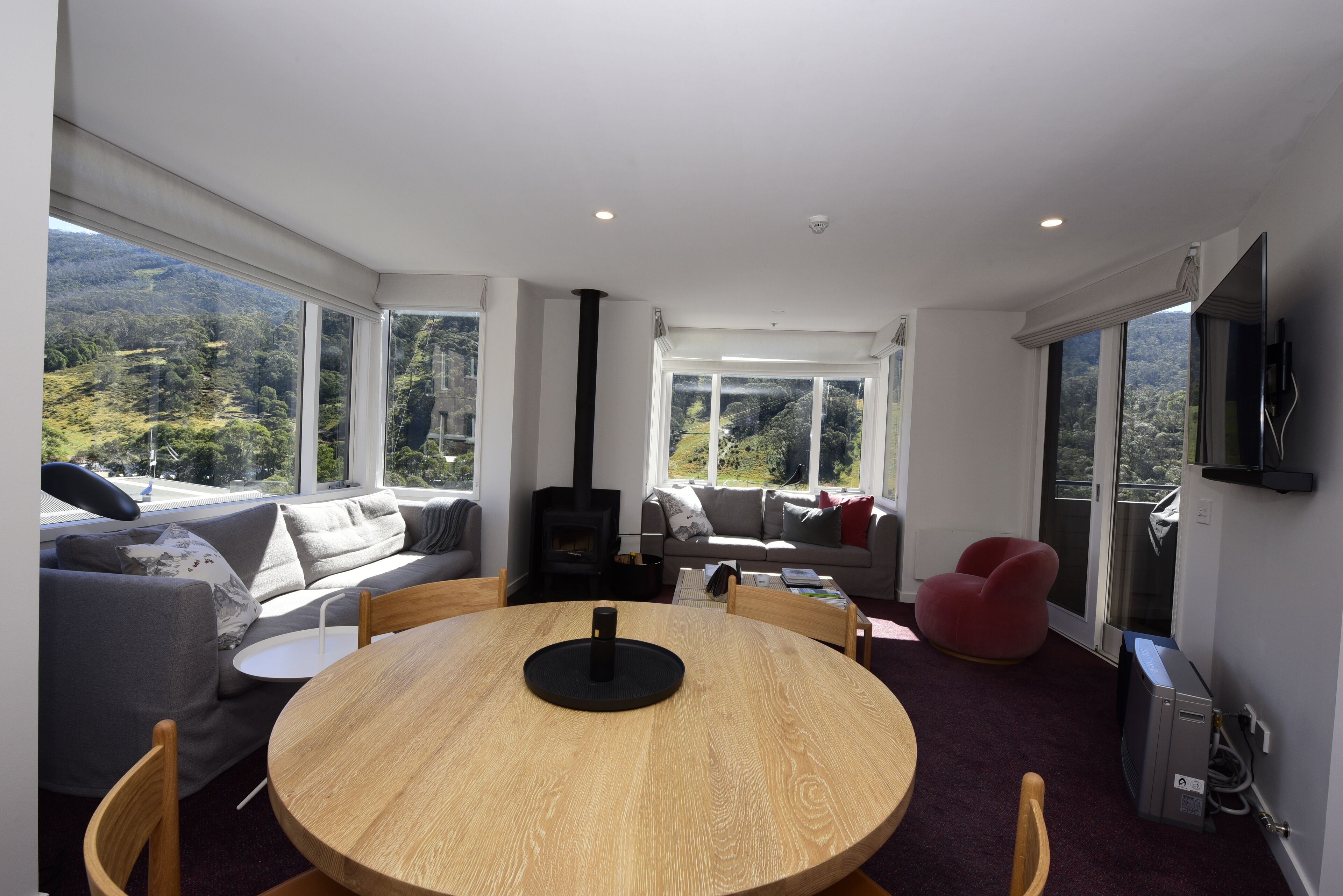 Heart of Thredbo Village with Spectacular Mountain Views & Car Space — image 7