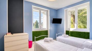 6 camere, Wi-Fi gratuito, lenzuola