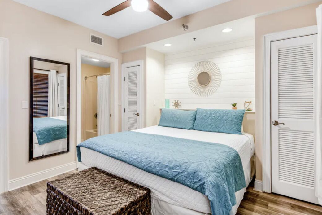 Near 30a, 2nd Floor Condo With Lake View, Private Beach With Chair Service - Laguna Beach