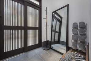 Interior - Shiki Homes | RURI 瑠璃 (near Umeda) (Osaka)