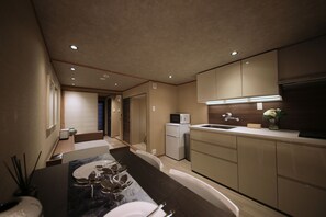 Fridge, microwave, oven, cookware/dishes/utensils