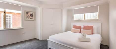 3 Schlafzimmer, Bügeleisen/Bügelbrett, WLAN, Bettwäsche