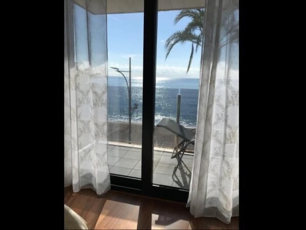 Interior - Lujoso apartamento enfrente del mar (Lloret de mar)