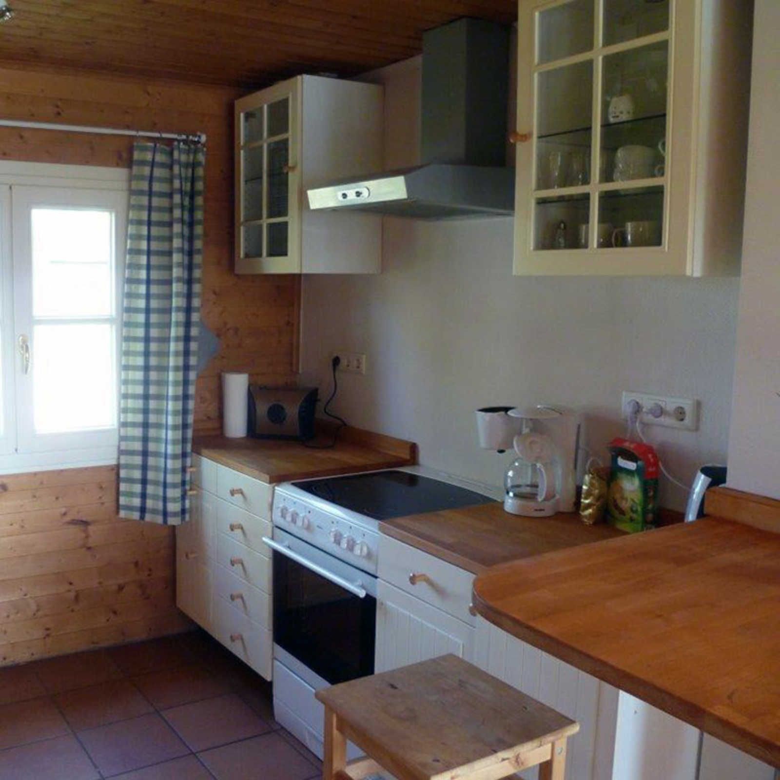 Kühlschrank, Ofen, Hochstuhl