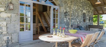 Manoir à Fargues avec piscine et jardin