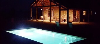 Mansion in Fargues with Pool and Garden