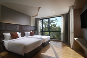 Suite, 1 habitación | Escritorio, wifi gratis, ropa de cama