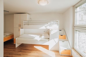 2 chambres, Wi-Fi gratuit, draps fournis