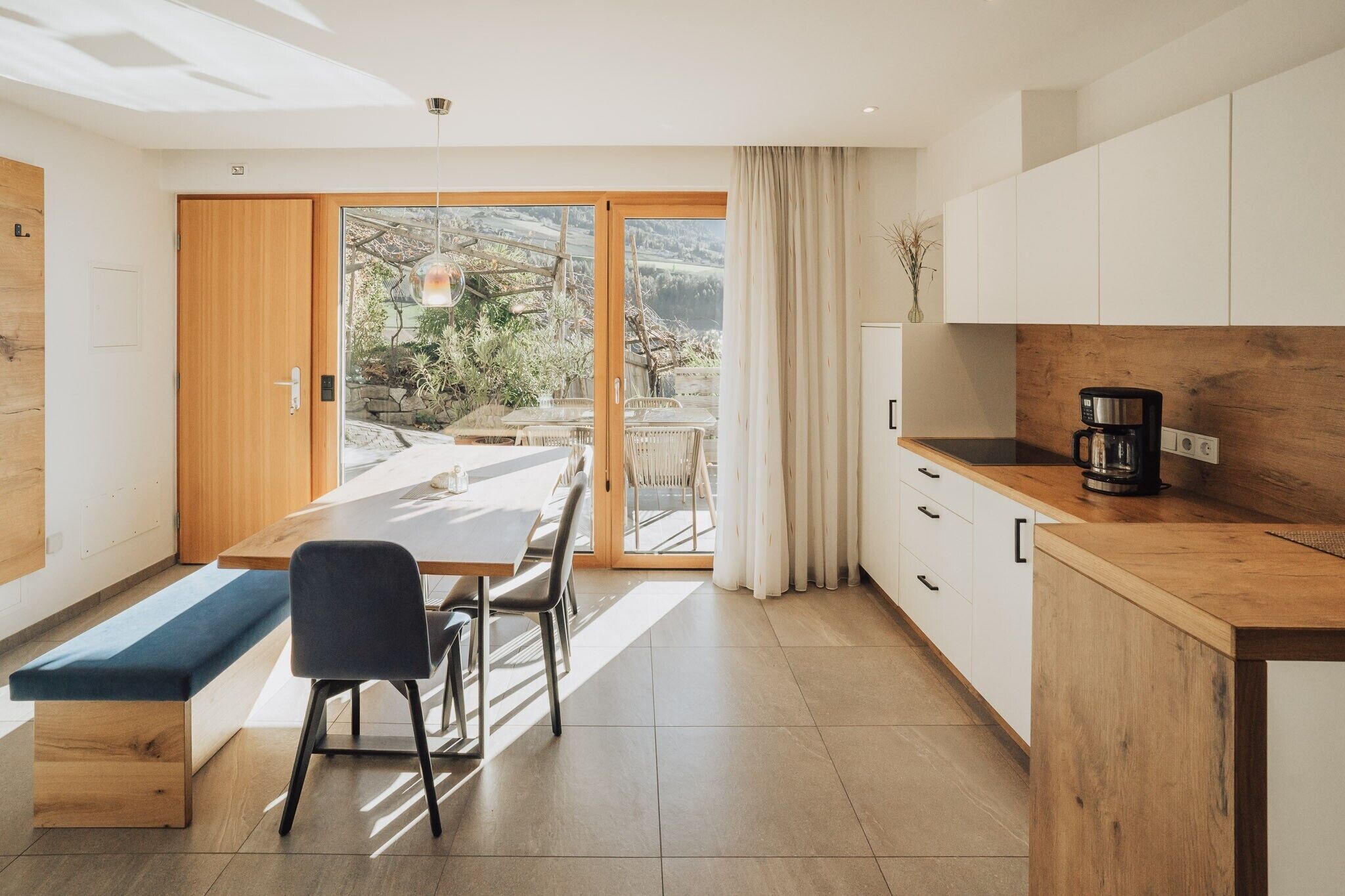 Kühlschrank, Herdplatte, Geschirrspüler