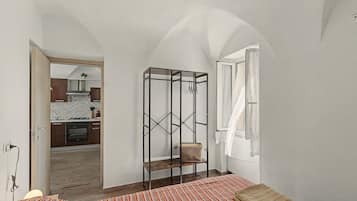 2 bedrooms, iron/ironing board, WiFi (free), bed sheets