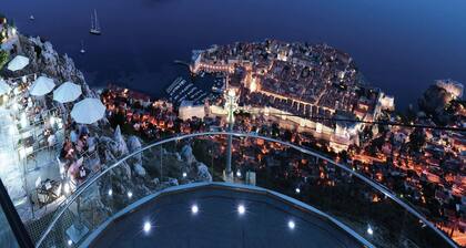 Lovely Mediterranean home near the beach