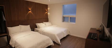 Business Twin Room | Premium bedding, desk, free WiFi, bed sheets