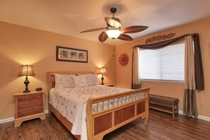 3 عدّة غرف نوم وواي فاي مجانًا وملاءات أسرّة