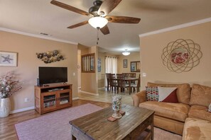 تلفزيون ذكي، مشغل دي في دي