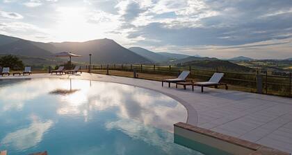 Independent apartment, in wine resort with SPA and swimming pool.