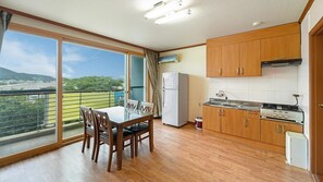 Room - Ganghwa Dondaemoru Pension (Incheon)