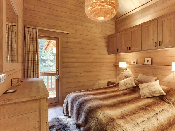 4 bedrooms, free WiFi