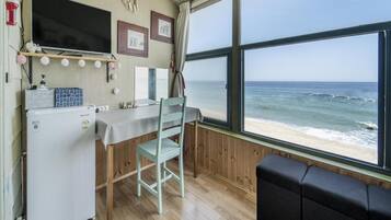 Habitación básica, 1 habitación (203ho) | 1 dormitorio y wifi gratis